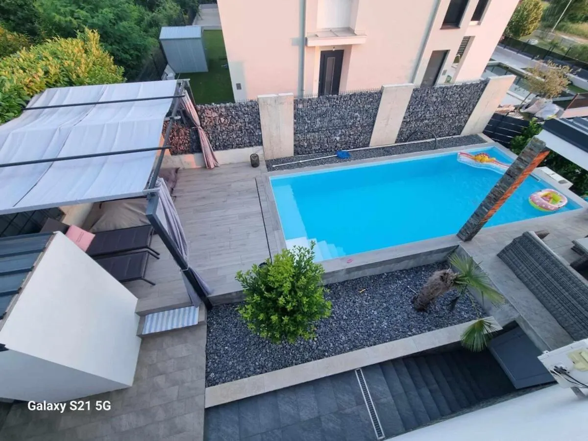 New! Villa With Heated Pool In Umag Babici Croatia